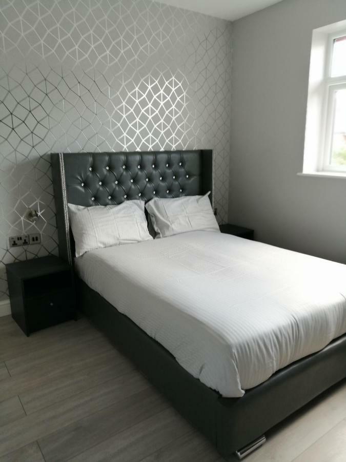 Encore Rooms สกันโธรป ภายนอก รูปภาพ